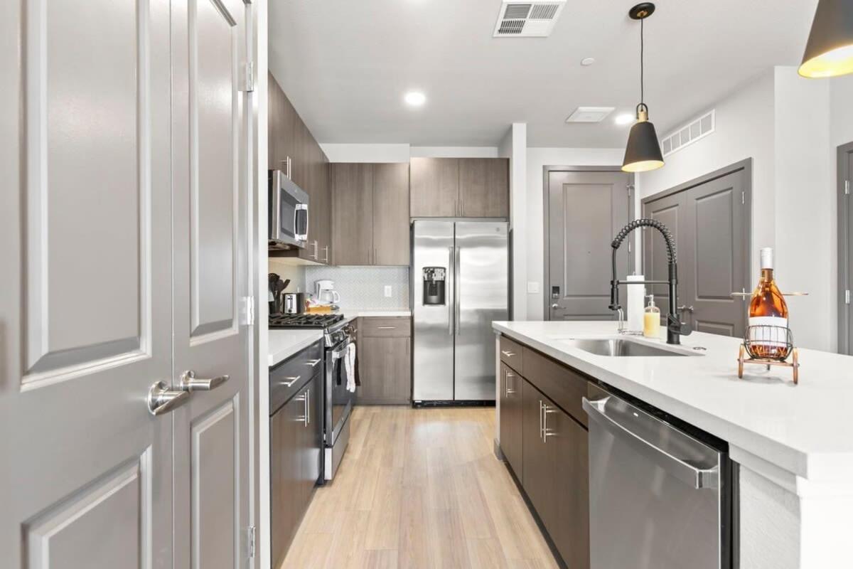 Cozysuites Phx Roro Gym, Pool, Pets, Parking! #10 Lejlighed *